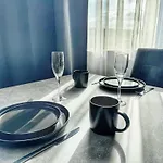 Zentrale דירה *