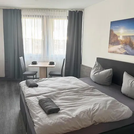 Zentrale *