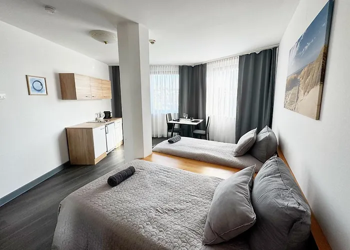 Zentrale * Pforzheim